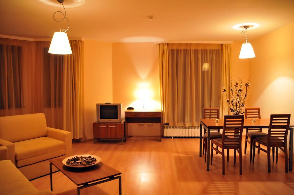 Villa Park Guest Apartments 보로베츠 외부 사진