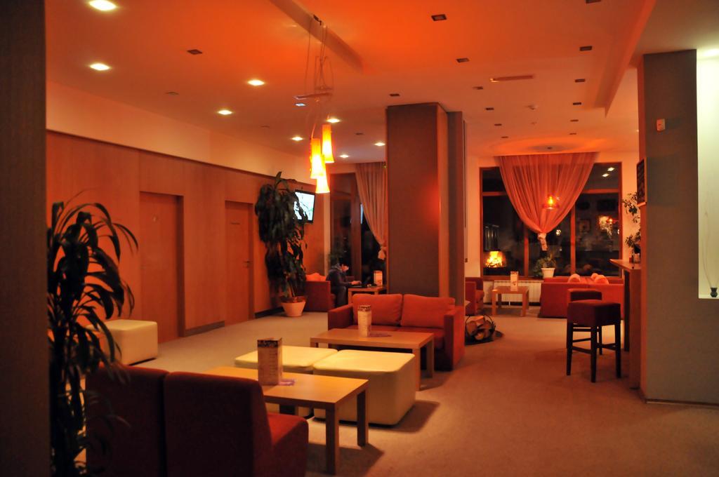 Villa Park Guest Apartments 보로베츠 외부 사진